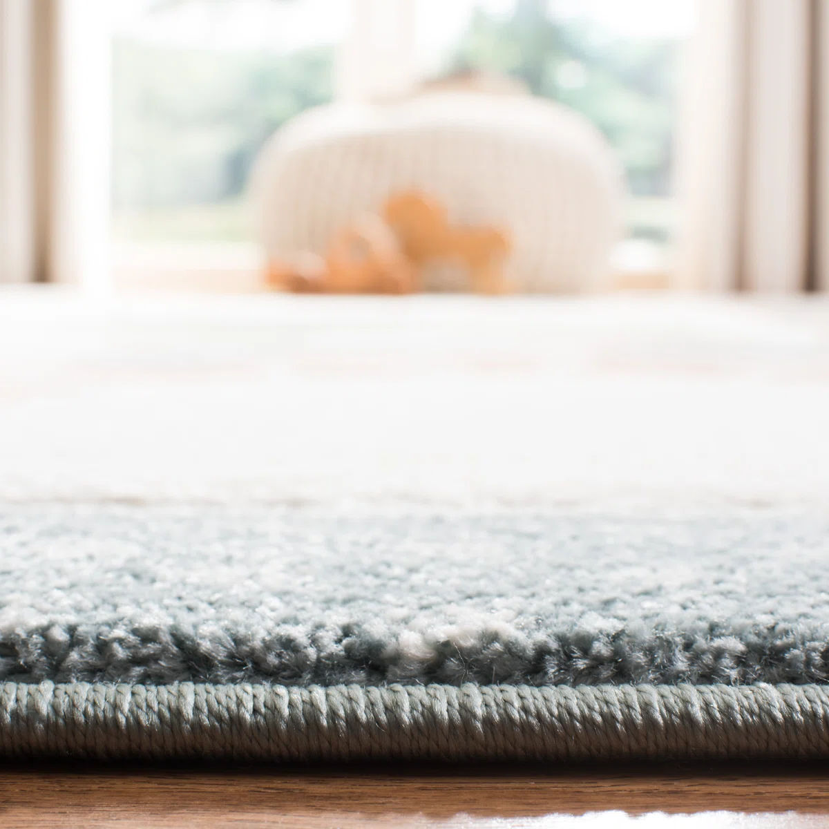 Glantz Polypropylene Plastic Rug thumbnail 5
